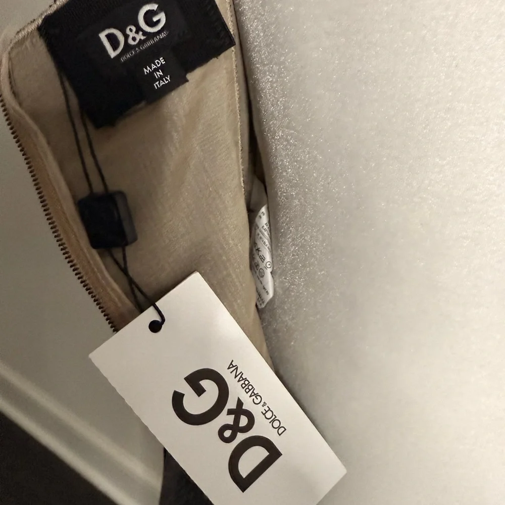 NWT- D&G Dolce and Gabbana lightweight wool/silk blend, size IT 42 - Picture 5 of 7